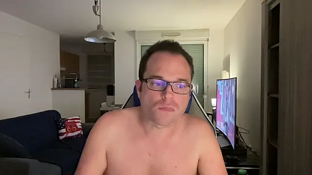 Funnyjul31 online show from February 18, 6:28 pm