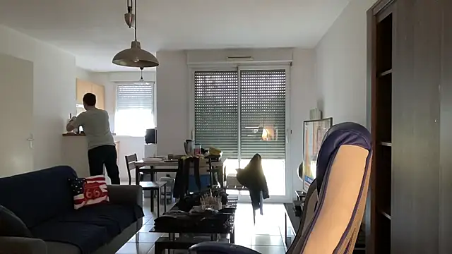 Funnyjul31 online show from February 15, 10:44 am