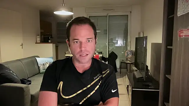 Funnyjul31 online show from October 4, 6:24 pm