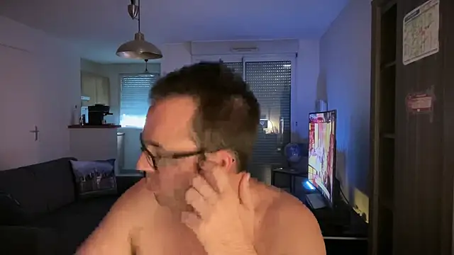 Funnyjul31 online show from September 22, 5:23 pm