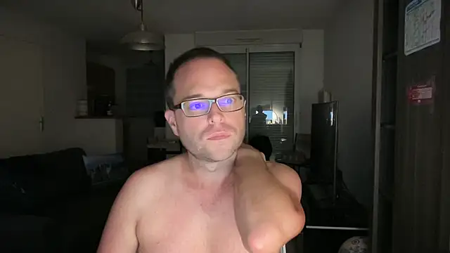 Funnyjul31 online show from October 11, 7:18 pm