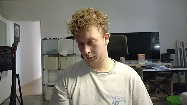 maxxmonroe online show from October 17, 11:14 am