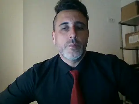 66MA69 online show from March 5, 9:39 pm