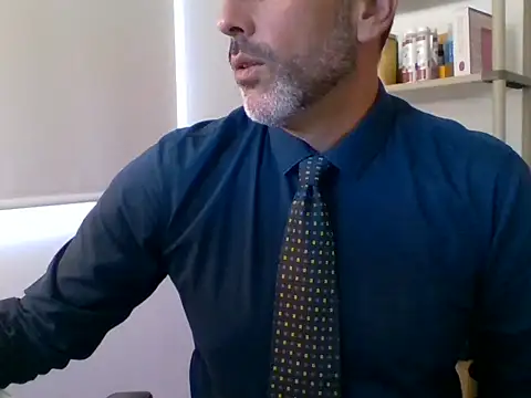 66MA69 online show from September 15, 1:45 pm