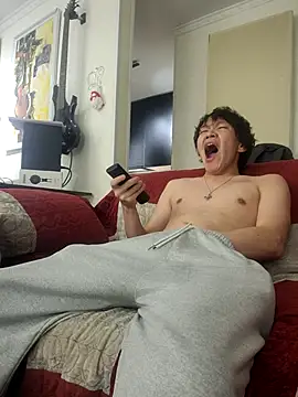 ChaseMl online show from February 24, 3:31 pm