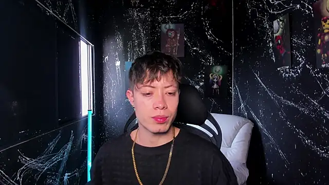 marcuscollins1  online show from February 3, 1:51 pm