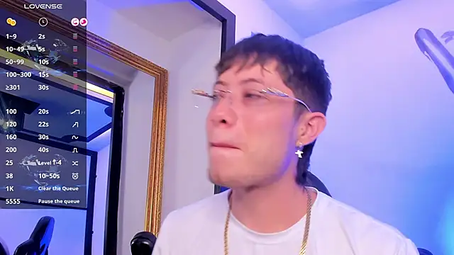 marcuscollins1  online show from September 25, 2:27 pm