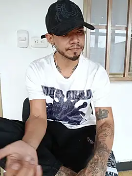 Niick01  online show from February 24, 9:15 pm