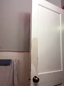 Codybugs0206 online show from November 5, 11:07 pm