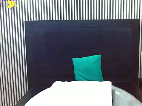 LihanJor 23 online show from October 3, 1:16 pm