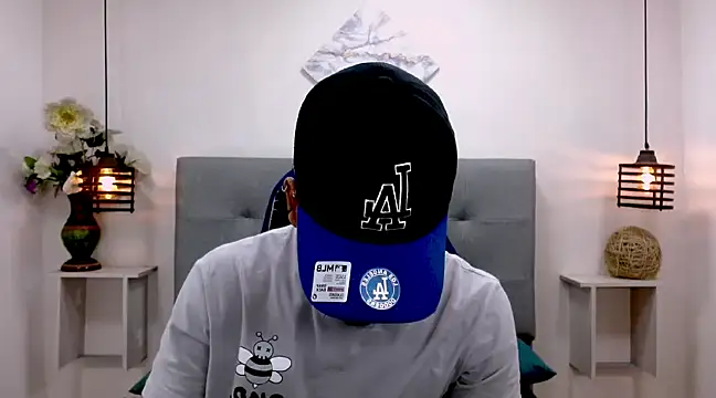 LihanJor 23 online show from March 22, 3:41 am