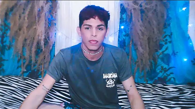 duquehotvoy online show from February 24, 7:08 pm