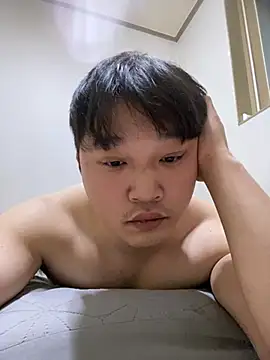 offwhite777 online show from February 21, 11:44 am