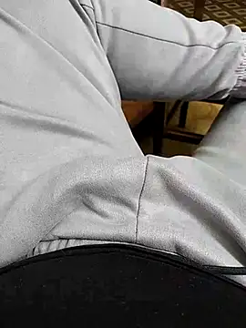 NAvoglia online show from March 8, 12:09 am