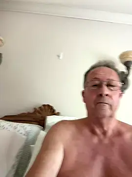 sissyboijamie1313 online show from December 14, 8:38 pm