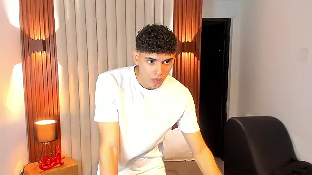 Justin mack online show from February 7, 11:12 am