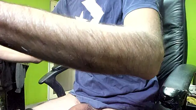 BigCumShoot online show from March 2, 6:14 am