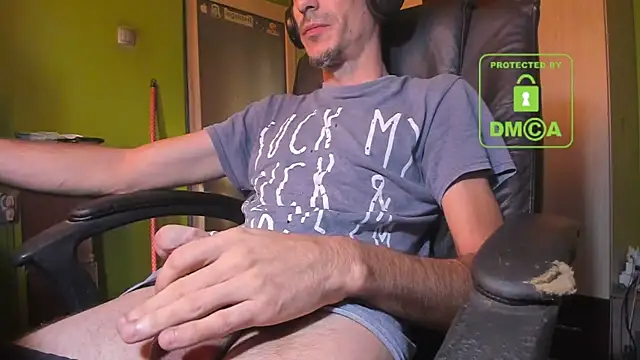 BigCumShoot online show from November 2, 7:34 am