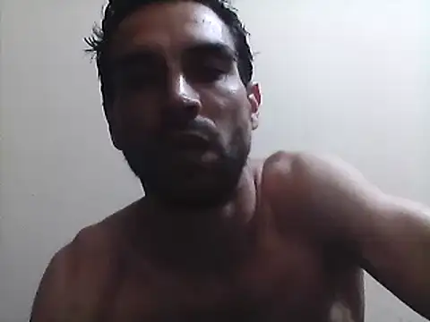 Snapshot of beatle666 chatting on February 28, 2:09 am beatle666 online show from February 28, 2:09 am