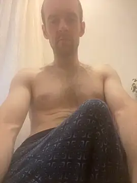 LynnAhNight online show from September 13, 3:18 am