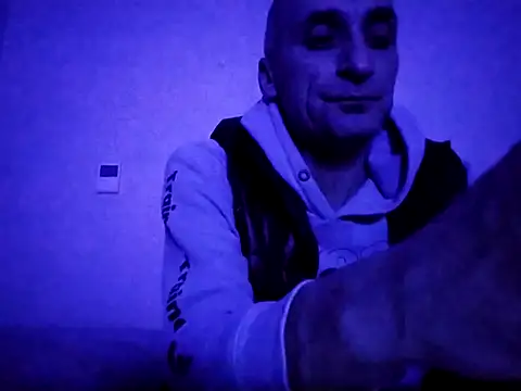 ANGELSANTAMARIA- online show from December 13, 7:53 pm