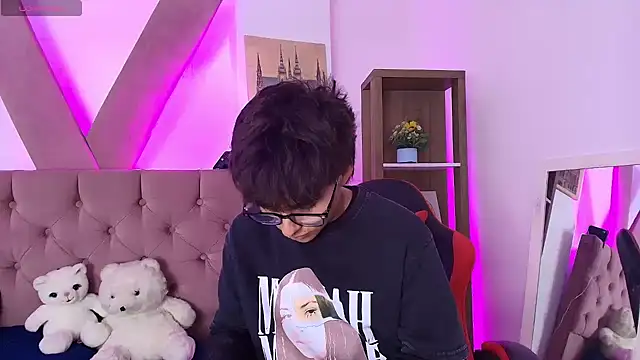 PepperTwink online show from April 9, 3:51 pm