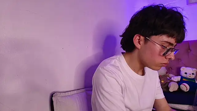 PepperTwink online show from November 8, 7:06 pm