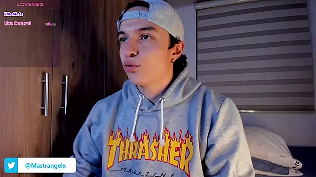 Mastrangelo xxx online show from March 2, 2:33 am