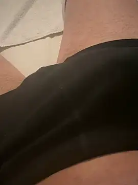 sark0606 online show from March 13, 7:06 pm