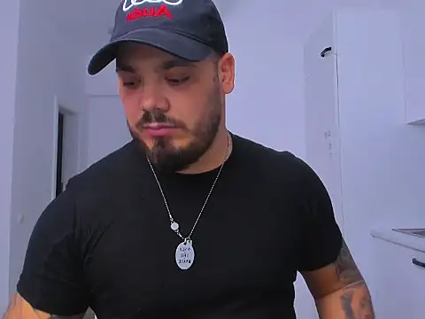 ZackMasterss online show from November 18, 12:58 am