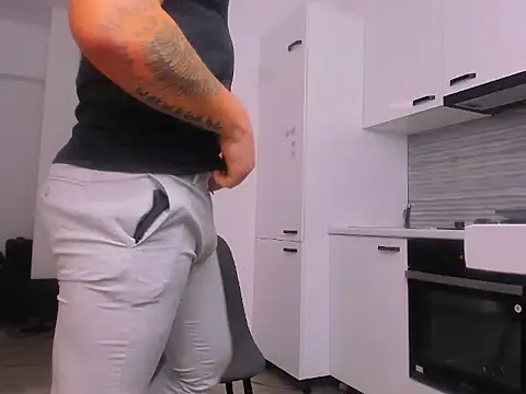 ZackMasterss online show from February 27, 12:56 am