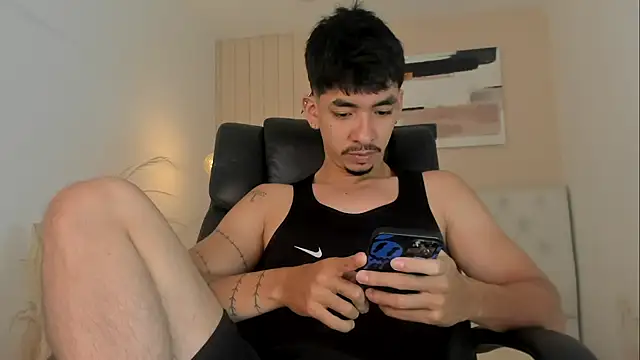 ISAAC CRYSTON online show from February 28, 9:47 pm