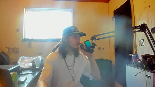 nuttyking2022 online show from February 4, 10:34 pm