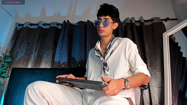 NovaaWheler online show from February 13, 12:10 pm