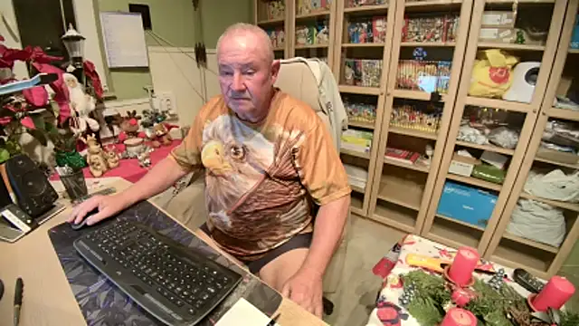 barenfan online show from December 13, 9:32 pm