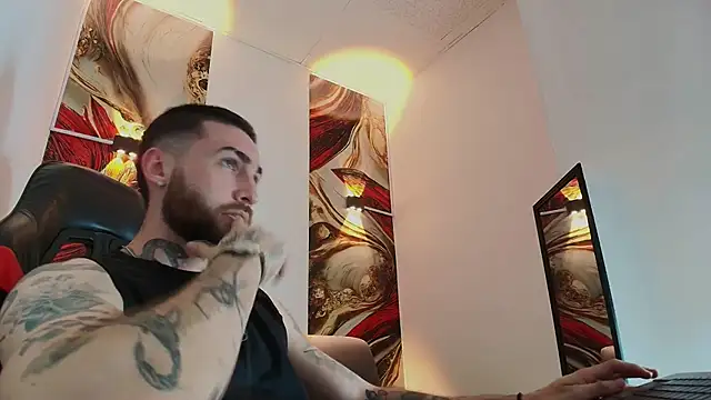 Luke davis01 online show from November 25, 1:13 pm