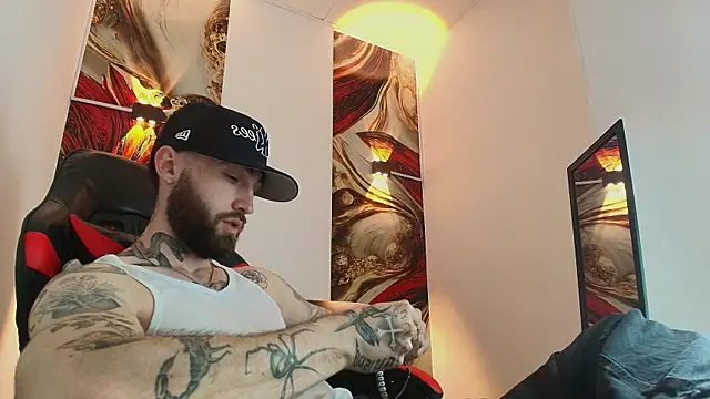 Luke davis01 online show from October 15, 1:19 pm