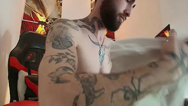 Luke davis01 online show from October 17, 1:37 pm