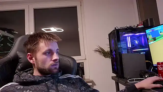 ademandjulia online show from February 7, 7:52 pm