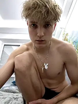 And25bn online show from December 15, 11:35 pm