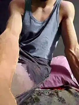 Adem usr online show from February 8, 11:55 am