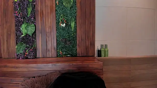 Georgina Palacios  online show from December 4, 4:19 am