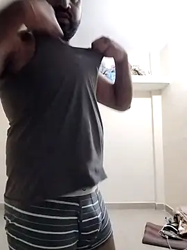 Vij717 online show from December 2, 4:32 pm