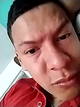 Luiyi1997 online show from February 16, 5:37 pm