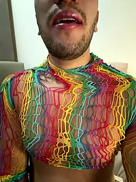 yaxxx03 online show from October 18, 7:30 pm