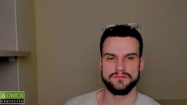 cari-love1 online show from February 19, 10:31 pm