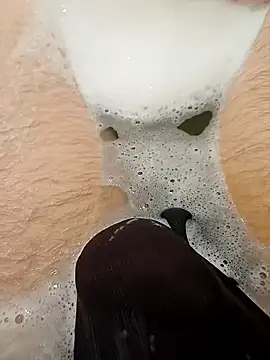 flo000031 online show from March 31, 1:46 pm