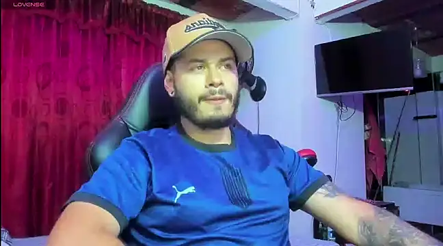 ragnar lothbrok777 online show from March 22, 2:05 am