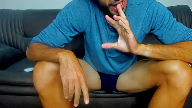 sexyhotmusclesforyou1 online show from October 6, 6:18 am