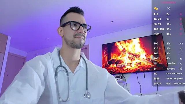 K cique online show from October 3, 12:04 am